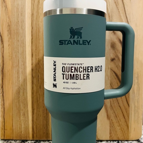 Stanley Quencher H2.0 Tumbler 40oz - Picture 1 of 2
